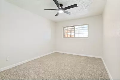 2302 Greenhill Drive, Carrollton, TX 75006 - Photo 17
