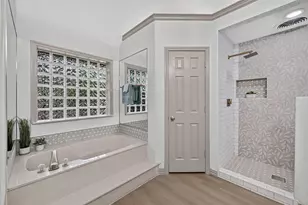 5426 Emerald Park Blvd, Arlington, TX 76017 - Photo 27