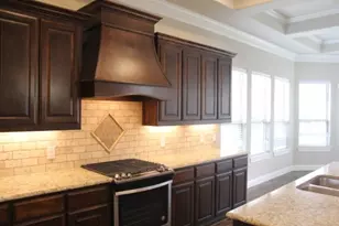 2113 Clive Dr, Granbury, TX 76048 - Photo 5