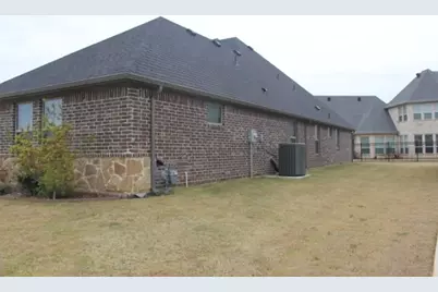2113 Clive Drive, Granbury, TX 76048 - Photo 23