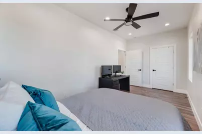 1802 Pueblo Street, Dallas, TX 75212 - Photo 21