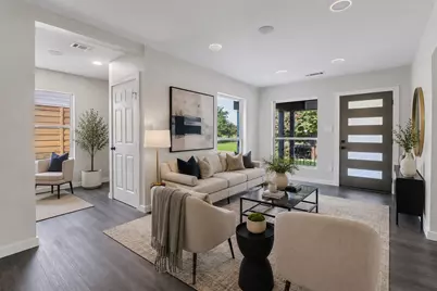 1310 Elmwood Boulevard, Dallas, TX 75224 - Photo 1