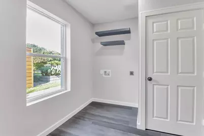 1310 Elmwood Boulevard, Dallas, TX 75224 - Photo 7