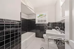 4424 Calmont Ave, Fort Worth, TX 76107 - Photo 23