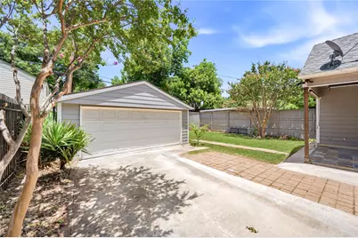 4424 Calmont Avenue, Fort Worth, TX 76107 - Photo 29
