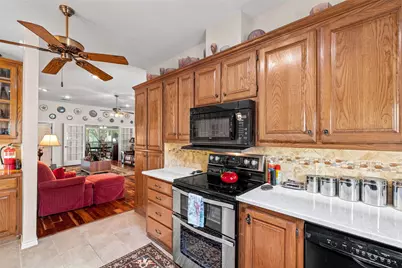 6303 Dulcito Court, Granbury, TX 76049 - Photo 15