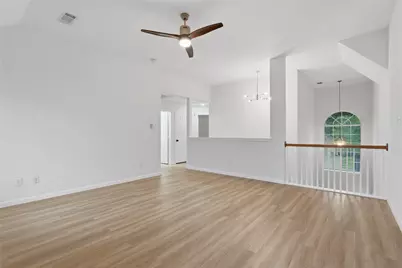 2715 Lake Country Drive, Grand Prairie, TX 75052 - Photo 5