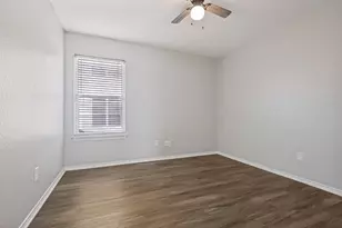 205 Weyland Dr, Grand Prairie, TX 75052 - Photo 15