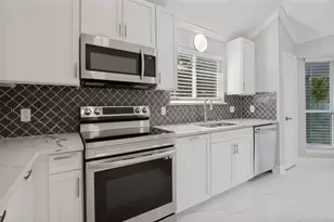 205 Weyland Dr, Grand Prairie, TX 75052 - Photo 11