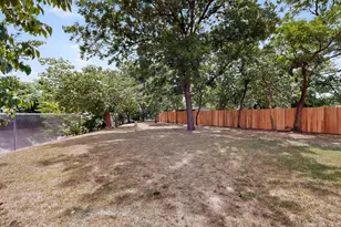 409 Opal St, Saginaw, TX 76179 - Photo 37