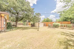 506 E Huitt Ln, Euless, TX 76040 - Photo 39