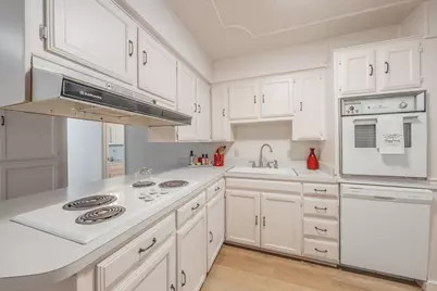 506 E Huitt Lane, Euless, TX 76040 - Photo 11