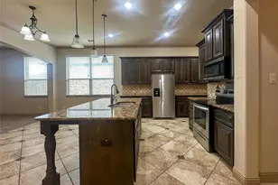 422 Calvert Dr, Midlothian, TX 76065 - Photo 5