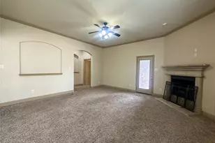 422 Calvert Dr, Midlothian, TX 76065 - Photo 9