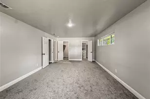 1901 Park St, Greenville, TX 75401 - Photo 15