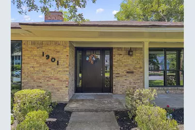 1901 Park Street, Greenville, TX 75401 - Photo 3