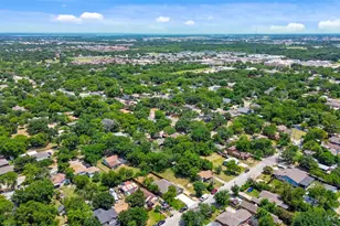 820 N Wood St, Denton, TX 76209 - Photo 21