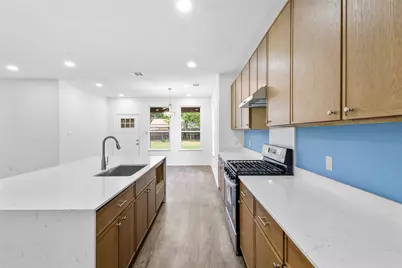 820 N Wood Street, Denton, TX 76209 - Photo 5