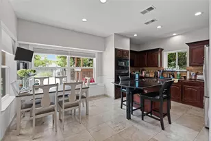 2136 Brownstone Ct, Grapevine, TX 76051 - Photo 9