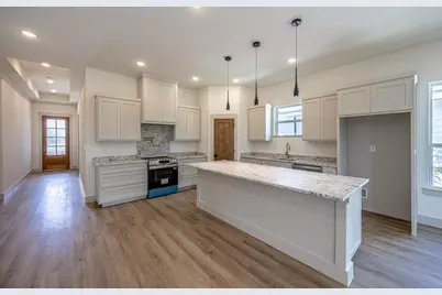 5208 Helmick, Fort Worth, TX 76107 - Photo 7