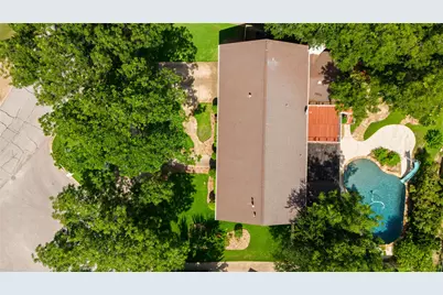 3809 Diamond Loch W, North Richland Hills, TX 76180 - Photo 3