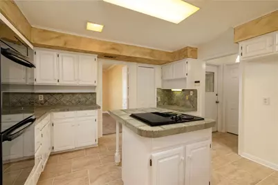 3809 Diamond Loch W, North Richland Hills, TX 76180 - Photo 9