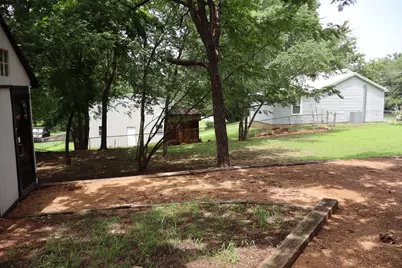 1412 W Bullock Street, Denison, TX 75020 - Photo 11
