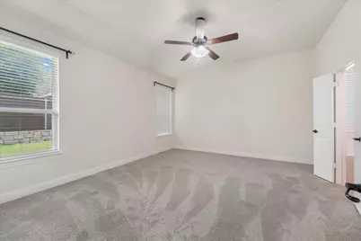 10305 Georgetown Place, McKinney, TX 75071 - Photo 9