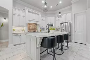 8240 St Johns Dr, Waxahachie, TX 75167 - Photo 11