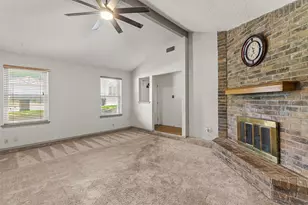4210 Snow Mass Dr, Arlington, TX 76016 - Photo 11