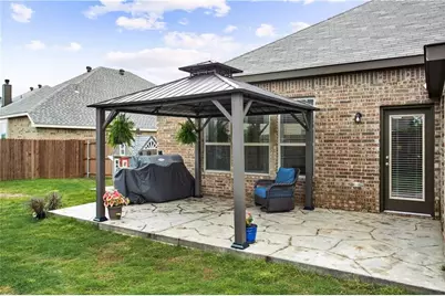 260 Hilltop Drive, Justin, TX 76247 - Photo 21