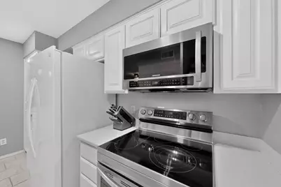 4028 Ridglea Country Club Drive #804, Fort Worth, TX 76126 - Photo 7