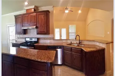 2702 Cartwright Street, Irving, TX 75062 - Photo 15