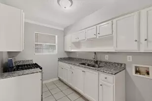3846 Happy Canyon Dr, Dallas, TX 75241 - Photo 11