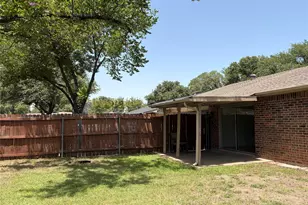 4705 Largo Trail, Garland, TX 75044 - Photo 19