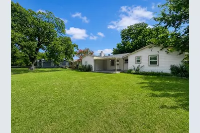 1414 N Binkley Avenue, Sherman, TX 75092 - Photo 21