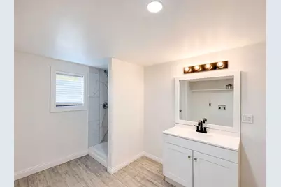 1414 N Binkley Avenue, Sherman, TX 75092 - Photo 13