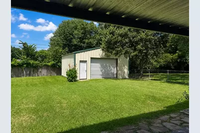 1414 N Binkley Avenue, Sherman, TX 75092 - Photo 23