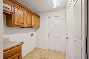 219 W Wilson Ave, Sherman, TX 75090 - Photo 21