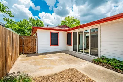 219 W Wilson Avenue, Sherman, TX 75090 - Photo 5