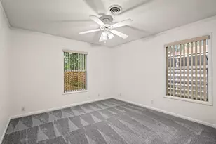 219 W Wilson Ave, Sherman, TX 75090 - Photo 29