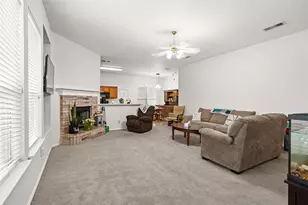 2127 Coelum Ct, Dallas, TX 75253 - Photo 9