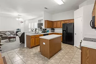 2127 Coelum Ct, Dallas, TX 75253 - Photo 9