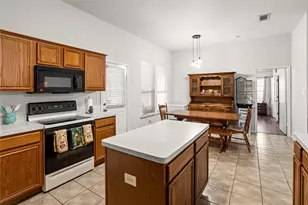 2127 Coelum Ct, Dallas, TX 75253 - Photo 11