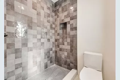 7 Horseshoe Drive, Highland Village, TX 75077 - Photo 23