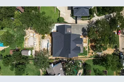 7 Horseshoe Drive, Highland Village, TX 75077 - Photo 3