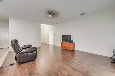 705 Ben Lake Trail, Fort Worth, TX 76120 - Photo 3