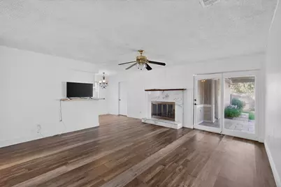 2709 Laramie Street, Irving, TX 75062 - Photo 7
