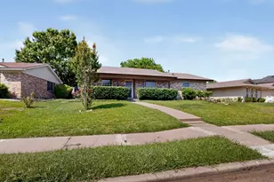 2709 Laramie St, Irving, TX 75062 - Photo 3