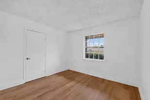 2709 Laramie St, Irving, TX 75062 - Photo 17